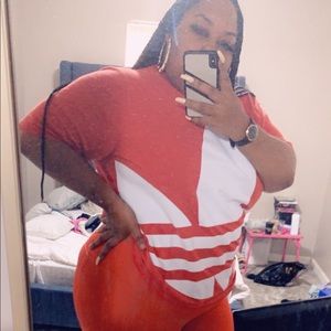 Meet your Posher, Brittnii